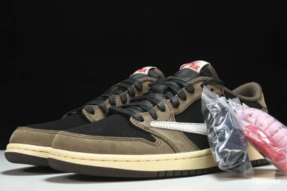 Hyperoad AIR DARK 1 MOCHA LOW JORDAN TRAVIS SCOTT 1017